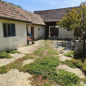 Casă individuală, locuibilă, în comuna Mihalț, sat Cistei