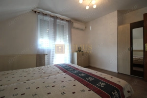 Casa in Blascovici, 5 camere + 3 bai, centrala proprie - imagine 14