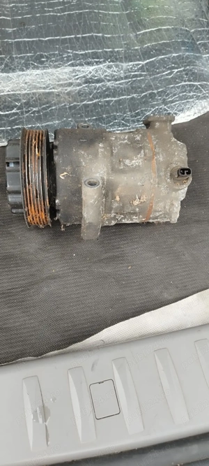 Dezmembrez Opel Corsa D 2011 / 75 Hp CDTI - imagine 6