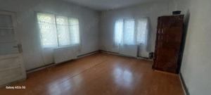 Casa singur in curte,Bartolomeu, Brasov - imagine 3