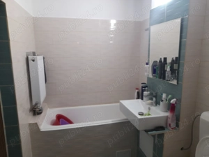 Apartament clasic și spațios de vânzare   Etaj 1, lângă Piața Centrală din Caransebes - imagine 9