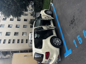 Volksvagen Touran 1.6 TDI - imagine 10