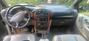 Vând autoturism Chrysler grand voyager - imagine 2