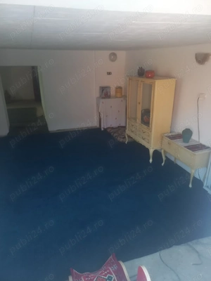 Vând casă duplex în Fagaras,5camere,trei băi,demisol,cu gradină..Preț 135000 Euro,sau ap.+ 70000 EUR