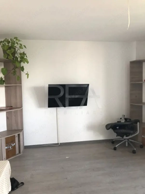 Apartament cu 3 camere la 400 de metri de stația de metrou 1 Decembrie 1918