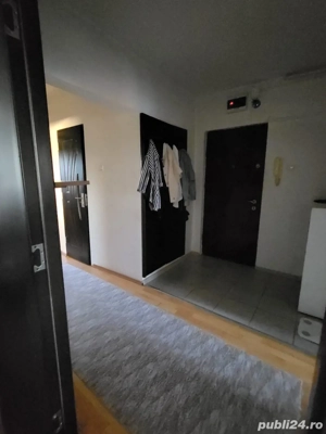 Vând apartament 3 camere în Centru
