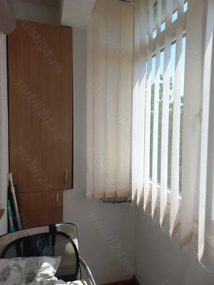 Vând apartament 3 camere decomandat  - imagine 3