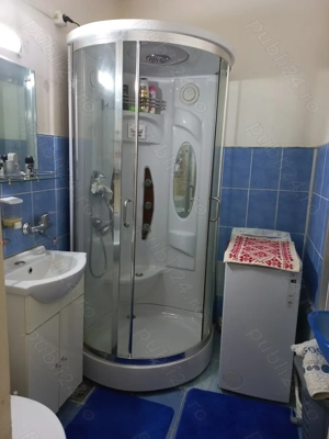 Vând apartament 3 camere decomandat  - imagine 9