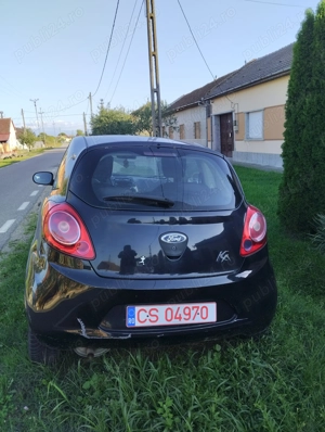 Vând Ford ka