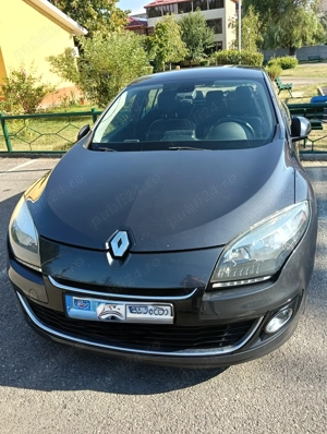 Vând sau schimb cu ceva mai nou, ofer diferența