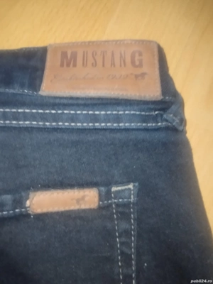 Blugi Mustang 