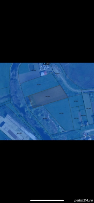 vând teren intravilan Satchinez