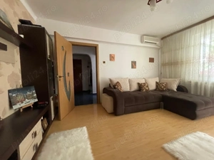 Vand apartament cu 2 camere - imagine 4