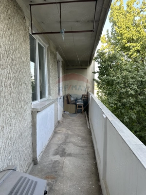 Apartament cu 4 camere de vânzare Roman central - imagine 9 Apartament cu 4 camere de vânzare Roman central - imagine 9