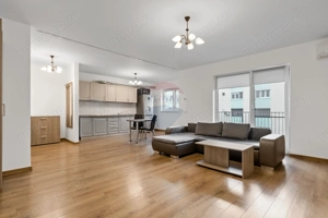 Apartament cu 3 camere in zona Boul Rosu