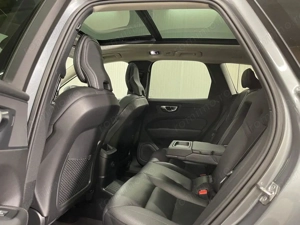 Volvo XC 60 - imagine 13