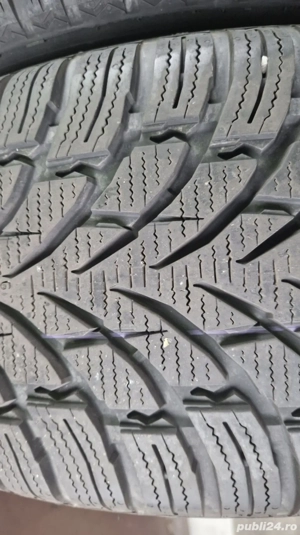 235.60.17 106H Anvelope SUV Dot.3719 de Iarnă  - imagine 4