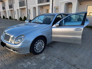 Vând Mercedes E Class - imagine 7