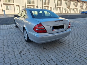 Vând Mercedes E Class - imagine 4