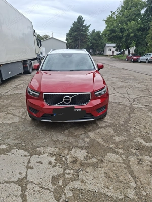 Volvo xc40 d3 awd momentum pro geatronic  - imagine 3