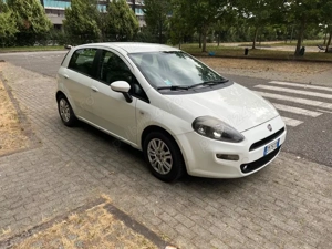 Fiat Grande Punto-an 2012 - imagine 3