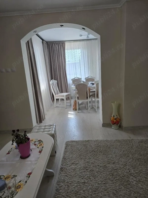 Vand vila D+P+M , Episcopia , SC-310 mp , teren 513 mp , garaj , gaz , lux, str principala - imagine 2