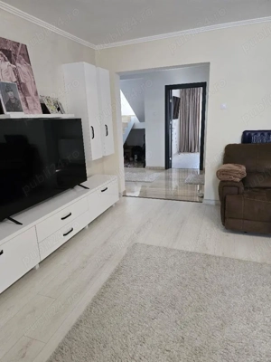 Vand vila D+P+M , Episcopia , SC-310 mp , teren 513 mp , garaj , gaz , lux, str principala - imagine 6