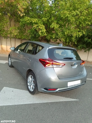 Toyota Auris 1.8 L VVT-i Hybrid - imagine 3