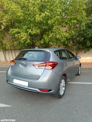 Toyota Auris 1.8 L VVT-i Hybrid - imagine 4