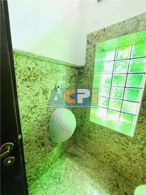 VANZARE VILA 8 CAMERE 652 mp teren zona Sisesti Sector 1 - imagine 12