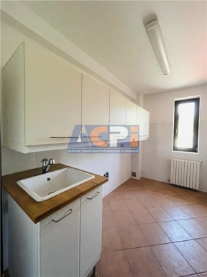 VANZARE VILA 8 CAMERE 652 mp teren zona Sisesti Sector 1 - imagine 16