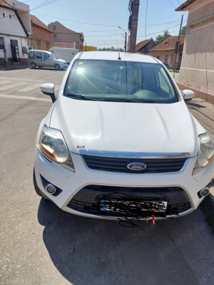 Vând Ford kuga  in perfecta stare