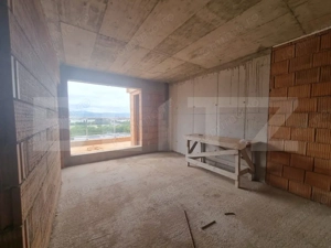 Oportunitate investitie! 2 camere, 37 mp, terasa 16 mp, zona Spitalului Regional