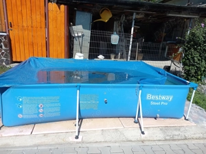 Vând piscină supraterană