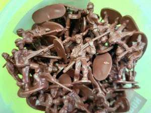 Battle Squadron 100 Soldiers Epic Battles - imagine 3