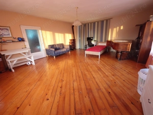 De vânzare direct de la proprietar   Teren intravilan cu casă, în spatele clădirii VOX  Torontal - imagine 5