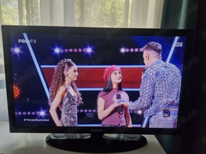 TV LED Samsung 32 inch, 82 cm. + telecomanda + cablu alimentare + manual