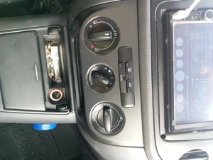 Vând sau schimb aștept oferte golf 5 plus 2006 1.9 tdi  - imagine 3 Vând sau schimb aștept oferte golf 5 plus 2006 1.9 tdi  - imagine 3