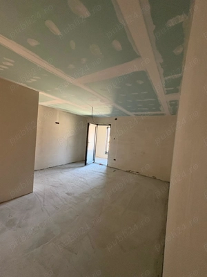 Casă spațioasă 4 dormitoare + teren 648 mp, stradă asfaltată - imagine 5