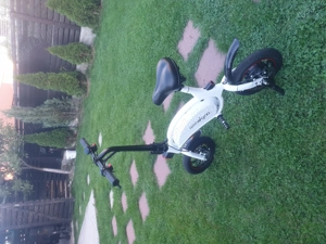 Vand bicicleta electrica aproape noua