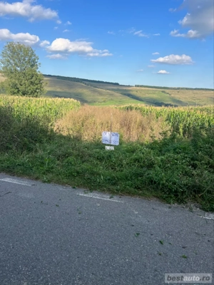 de vanzare teren sau schimb cu garsonera