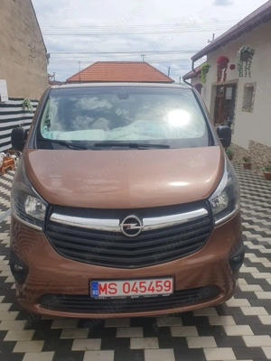 Opel vivaro bi turbo