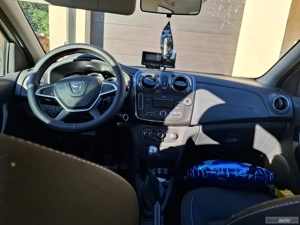 Angajam șoferi taxi.Masina cu doar 47000 km - imagine 3 Angajam șoferi taxi.Masina cu doar 47000 km - imagine 3