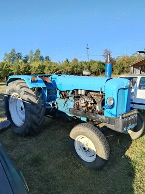 Vând sau schimb tractor Ford 64 cp 