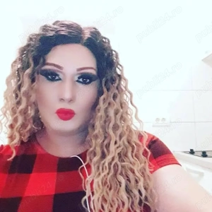 Transexuală cu forme apetisante cur bombat pozele reale 100% im place  începătorii fac și show  web