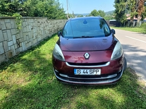 Renault Grand Scenic 3 2012, 1.6 dci, 7 locuri - imagine 4 Renault Grand Scenic 3 2012, 1.6 dci, 7 locuri - imagine 4