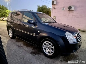 SSANGYONG Rexton II 2.7 XVT A-T Executive Top 186cp 4x4 permanent  An-2008 Euro-4  Automatic SUV Jep - imagine 8