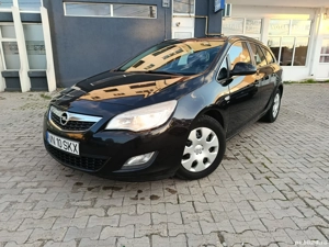 Opel Astra J Euro 5  - imagine 2