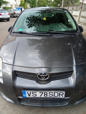 Vând Toyota Auris an fabricație 2007 - imagine 2 Vând Toyota Auris an fabricație 2007 - imagine 2
