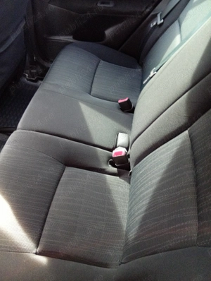 Vând Toyota Auris an fabricație 2007 - imagine 4 Vând Toyota Auris an fabricație 2007 - imagine 4